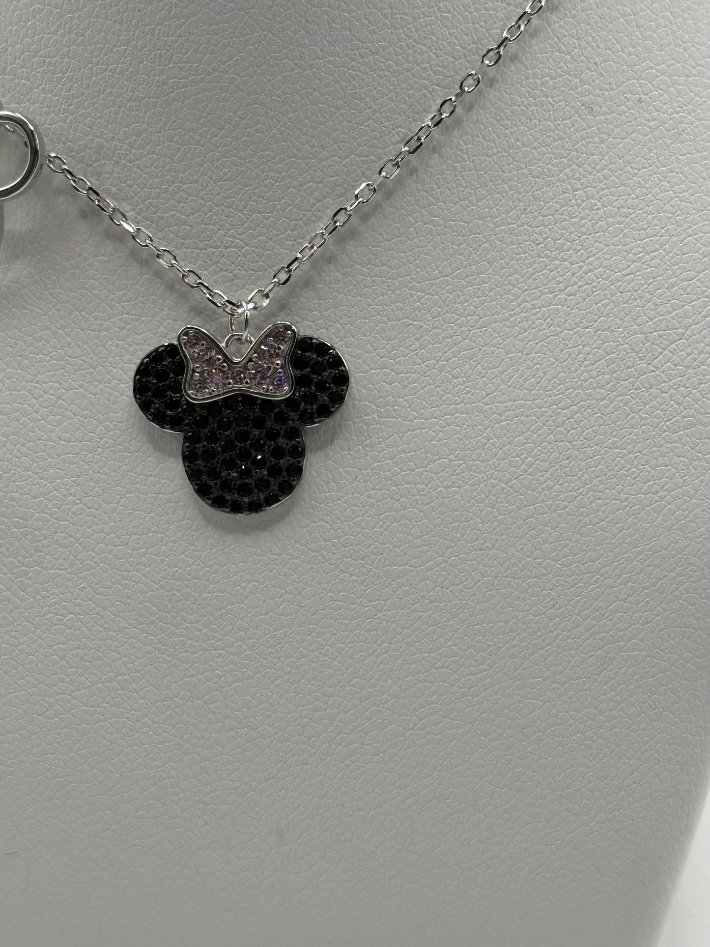 Gargantilla plata Minnie