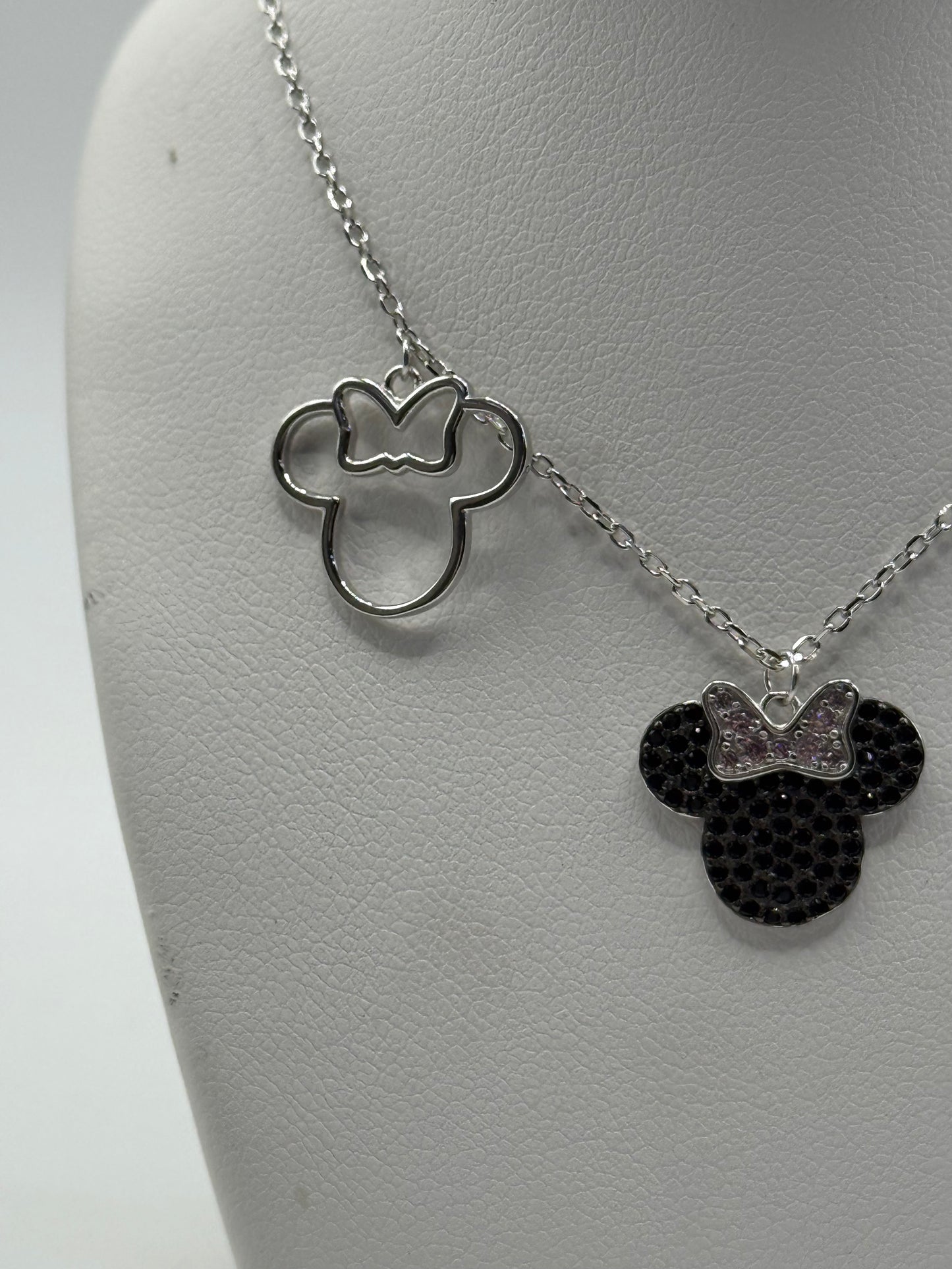 Gargantilla plata Minnie